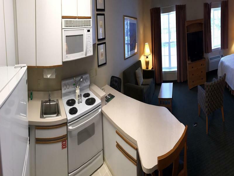 Cresthill Suny Hotel